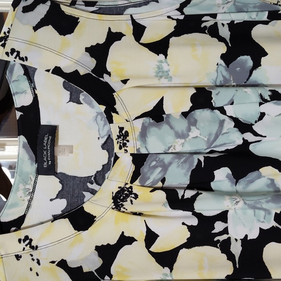 Black Label by Evan Picone Floral Sleeveless Top (XL) - Picture 3 of 6